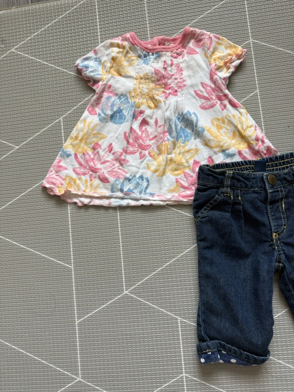 Vintage Old navy|Baby girl set,Floral Puff-Sleeve Top & Denim Jeans•Boho summer